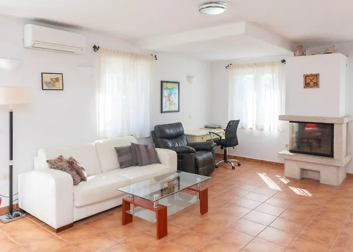 Serena Villa