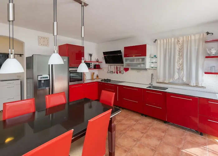 Serena Villa