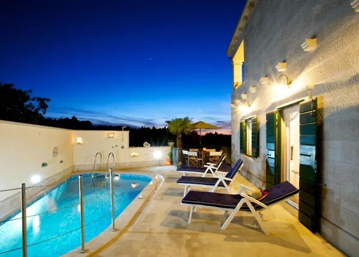 Serena Villa